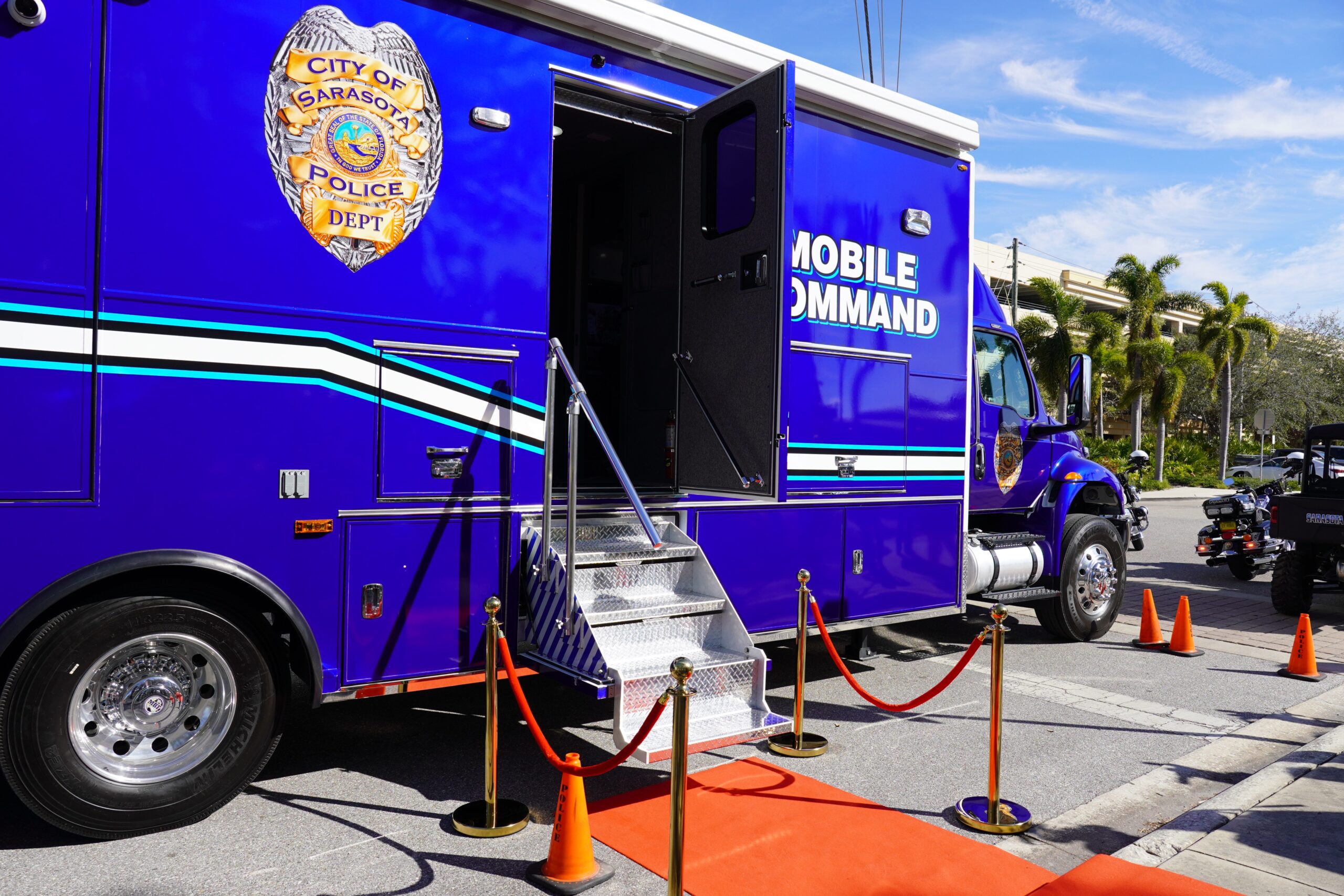 INDEX students design Sarasota Police mobile unit wrap